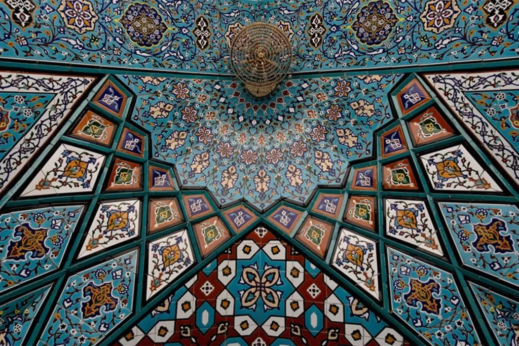 نقوش اسلیمی در کاشیکاری