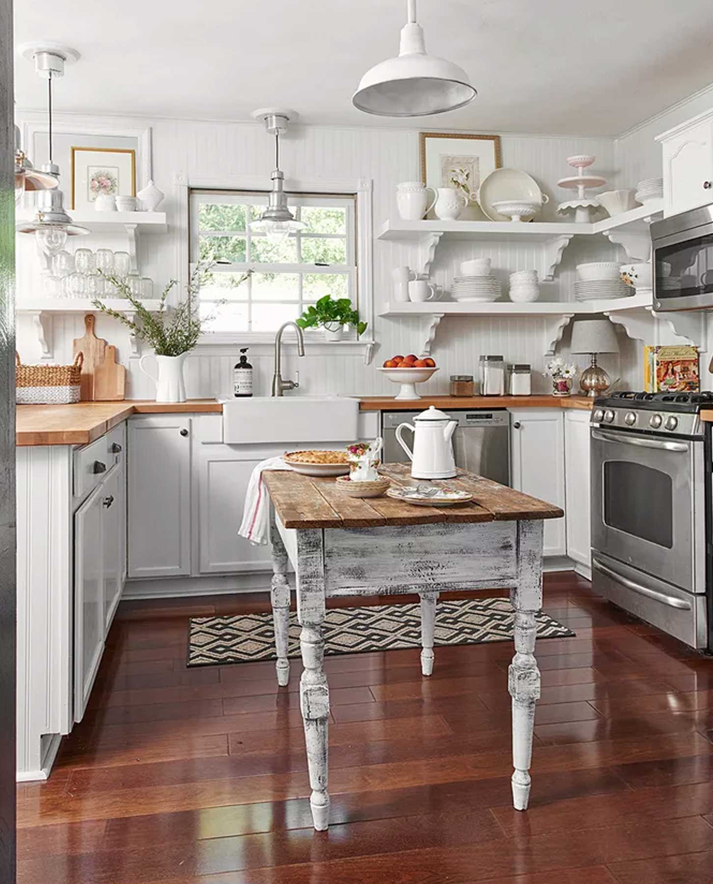 طراحی کاشی کلبه ای