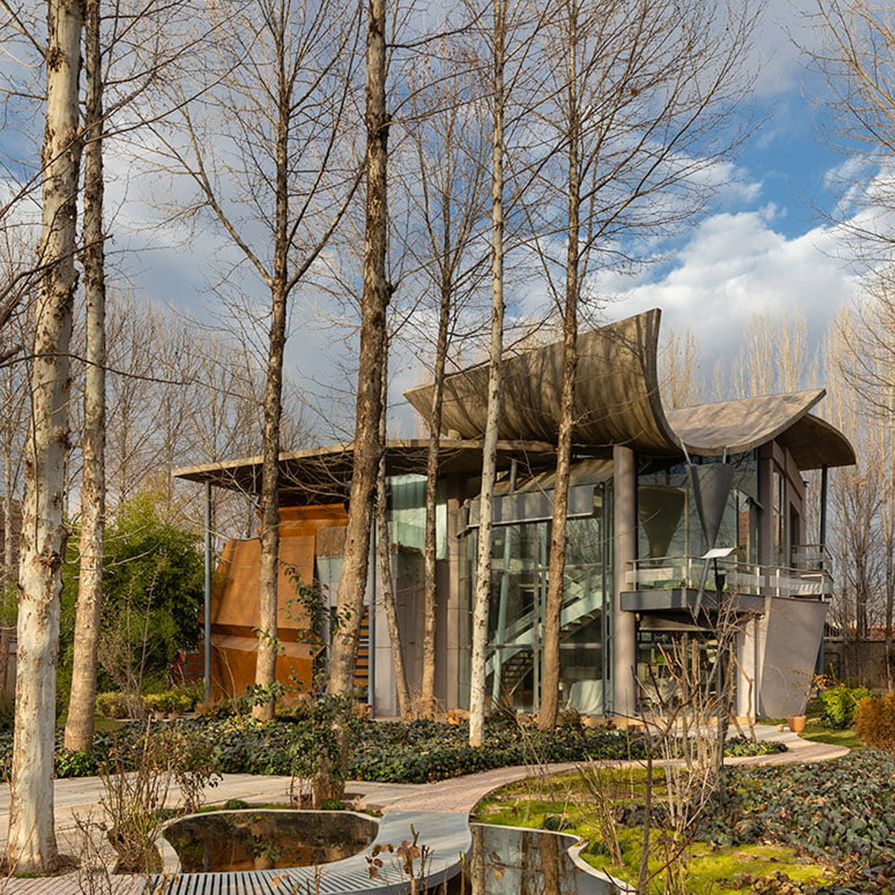 ویلای یزدیان