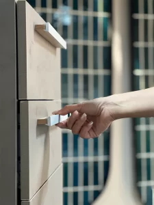 دستگیره مینیمال کابینت سفید