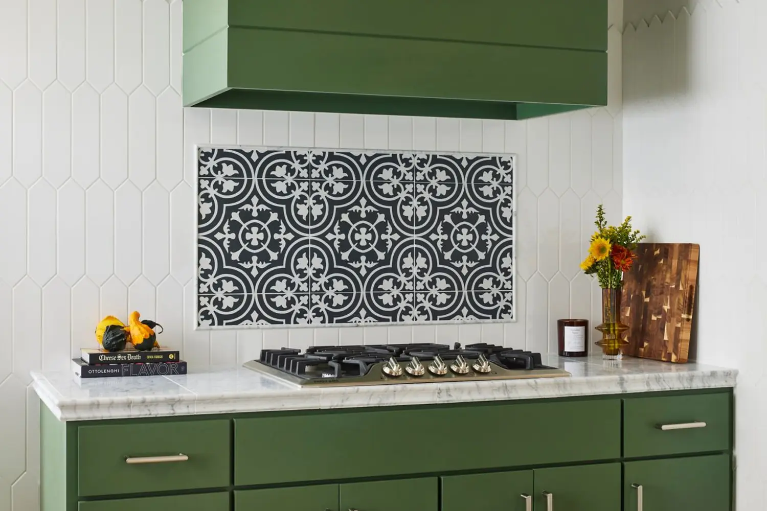 کاشی و سرامیک اسلب بین کابینتی